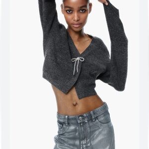 New H&M Grey Silver Bow V Neck Cardigan Sweater Size Small 3% Wool